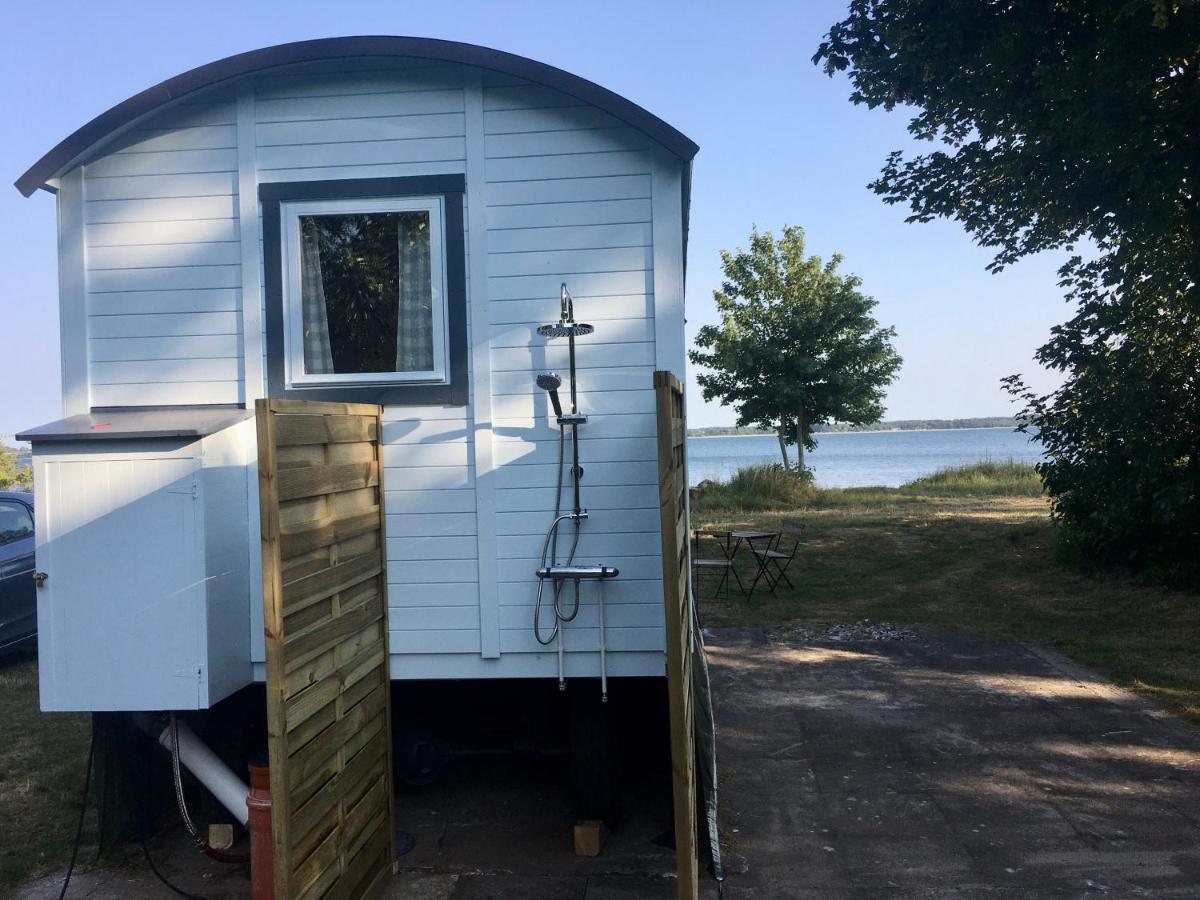 Tiny Beach House Barkelsby Экстерьер фото