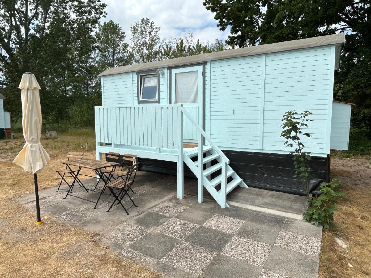 Tiny Beach House Barkelsby Экстерьер фото