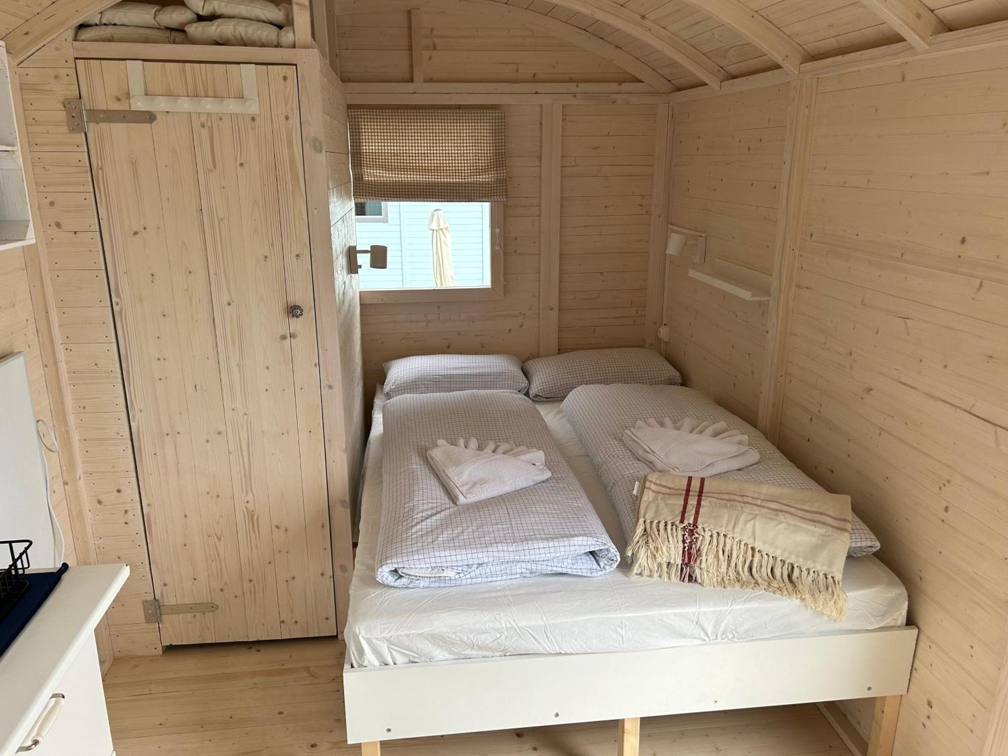 Tiny Beach House Barkelsby Экстерьер фото